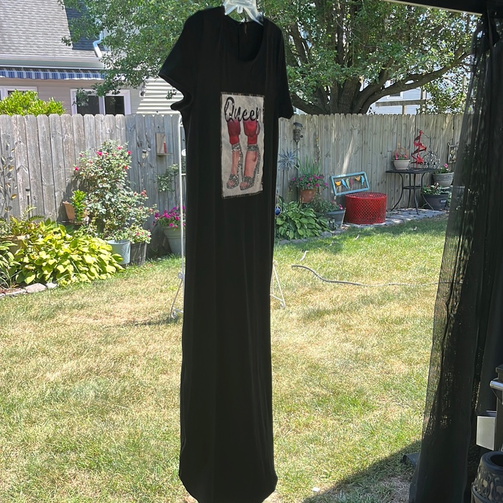Minette beautiful t shirt long maxi dress, NWOT,